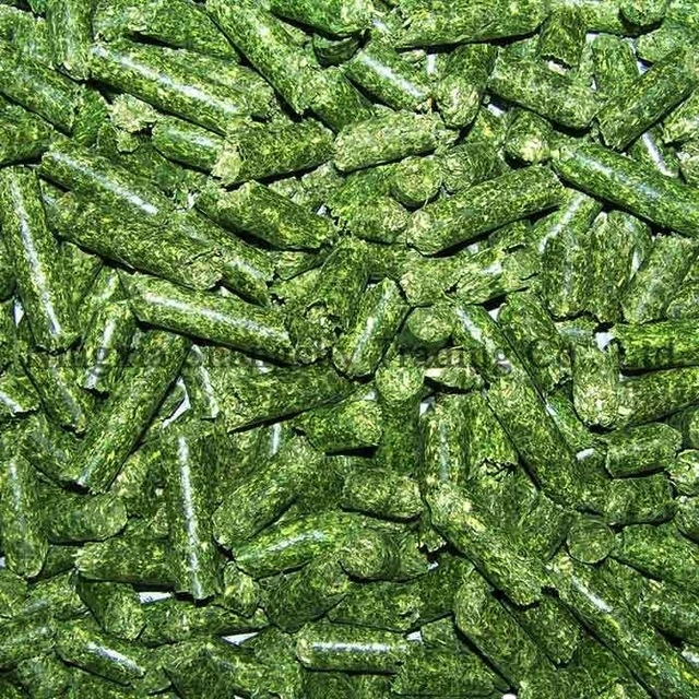 alfafa pellets and cubes